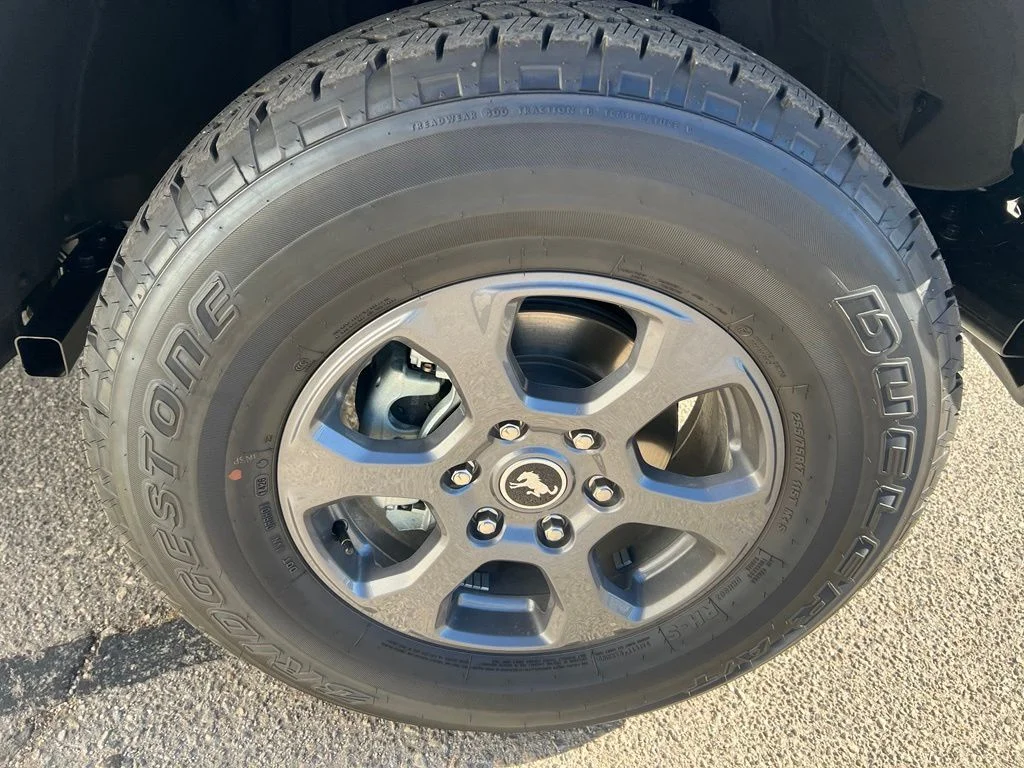 New 2026 Avalanche Gray Ford Big Bend® image 31