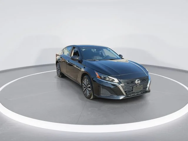 Used 2025 Black Nissan 2.5 SV image 3