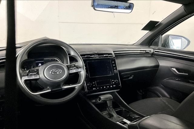 Used 2024 Green Hyundai SEL image 3