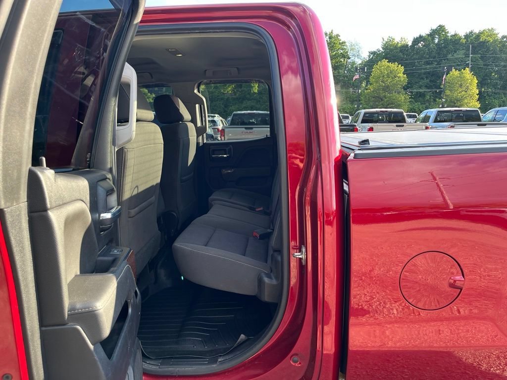 Used 2019 RED QUARTZ TINTCOAT GMC SLE image 28