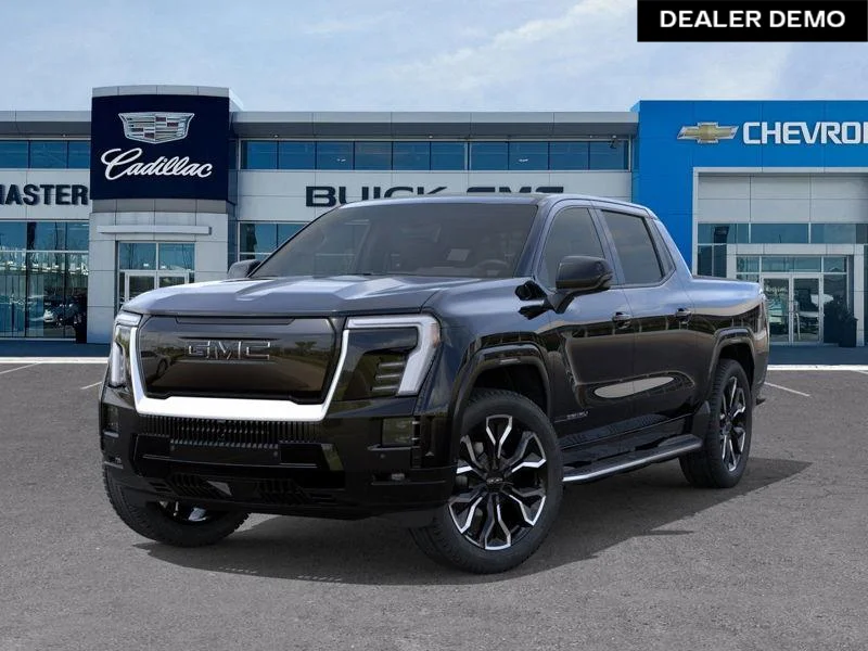 Used 2025  GMC Denali image 6