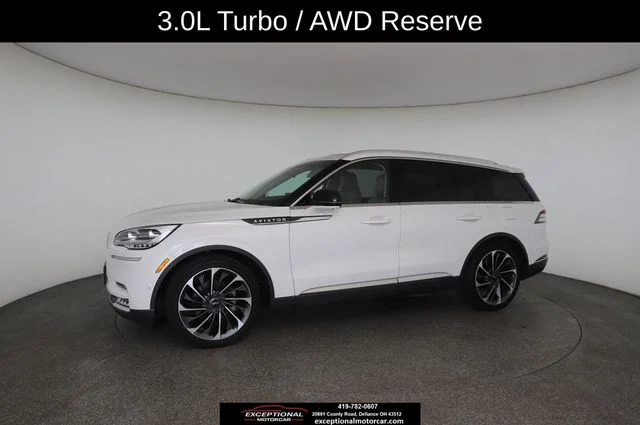 Used 2020 White Lincoln Reserve image 4