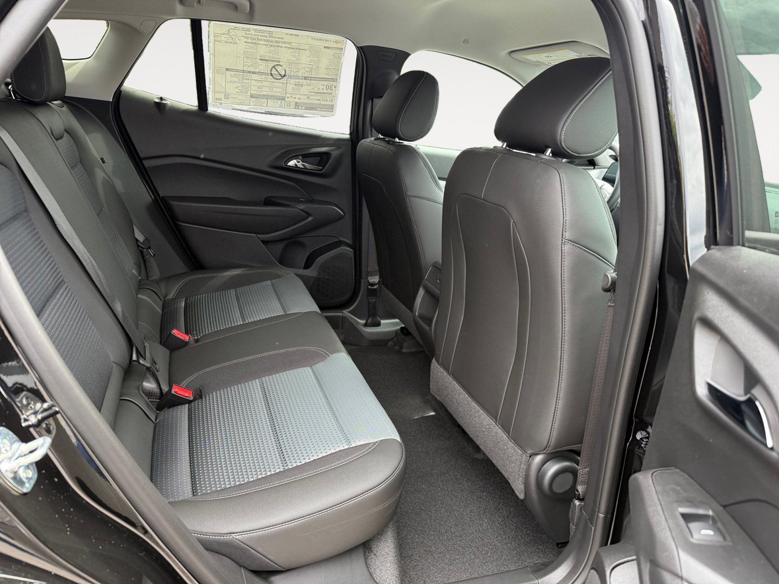 New 2026 Mosaic Black Metallic Chevrolet LT image 18