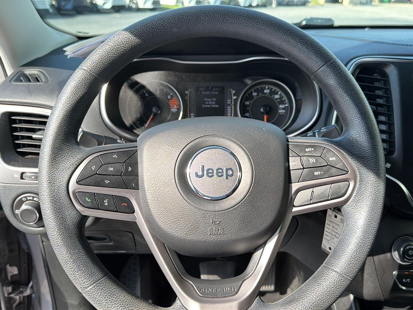 Used 2020 Billet Silver Metallic Clearcoat Jeep Latitude image 19