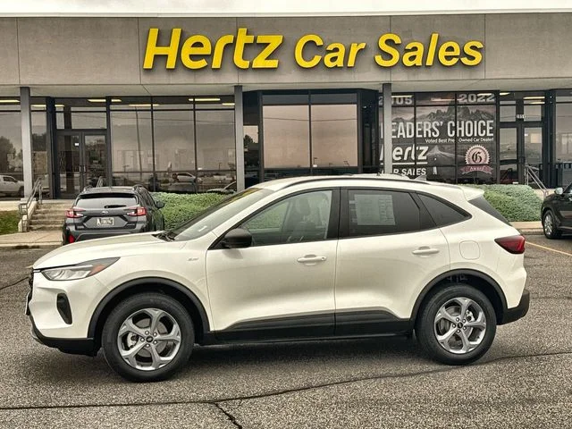 Used 2025 White Ford ST-Line image 1