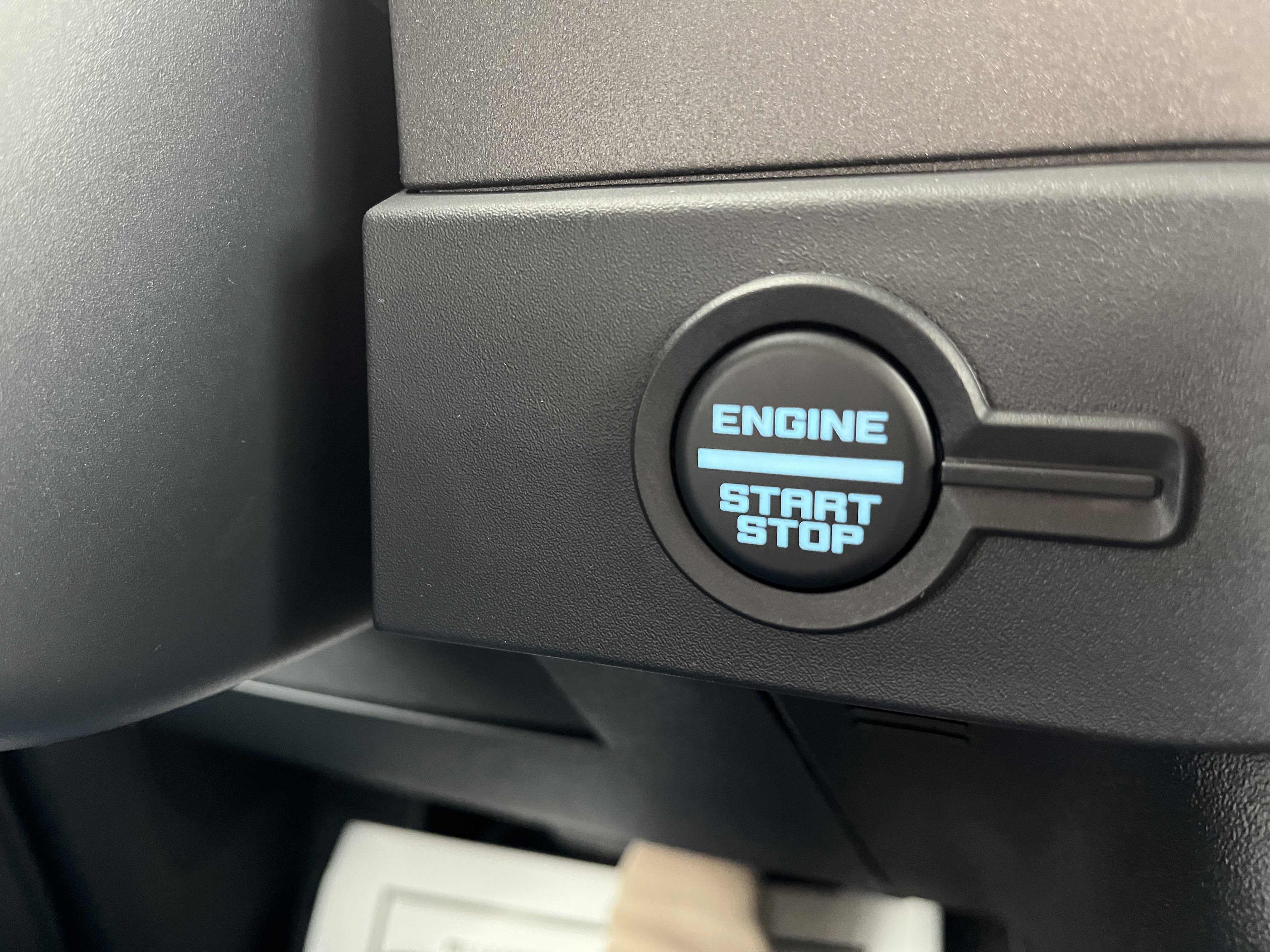 New 2025 Ruby Red Metallic Tinted Clearcoat Ford Badlands® image 20