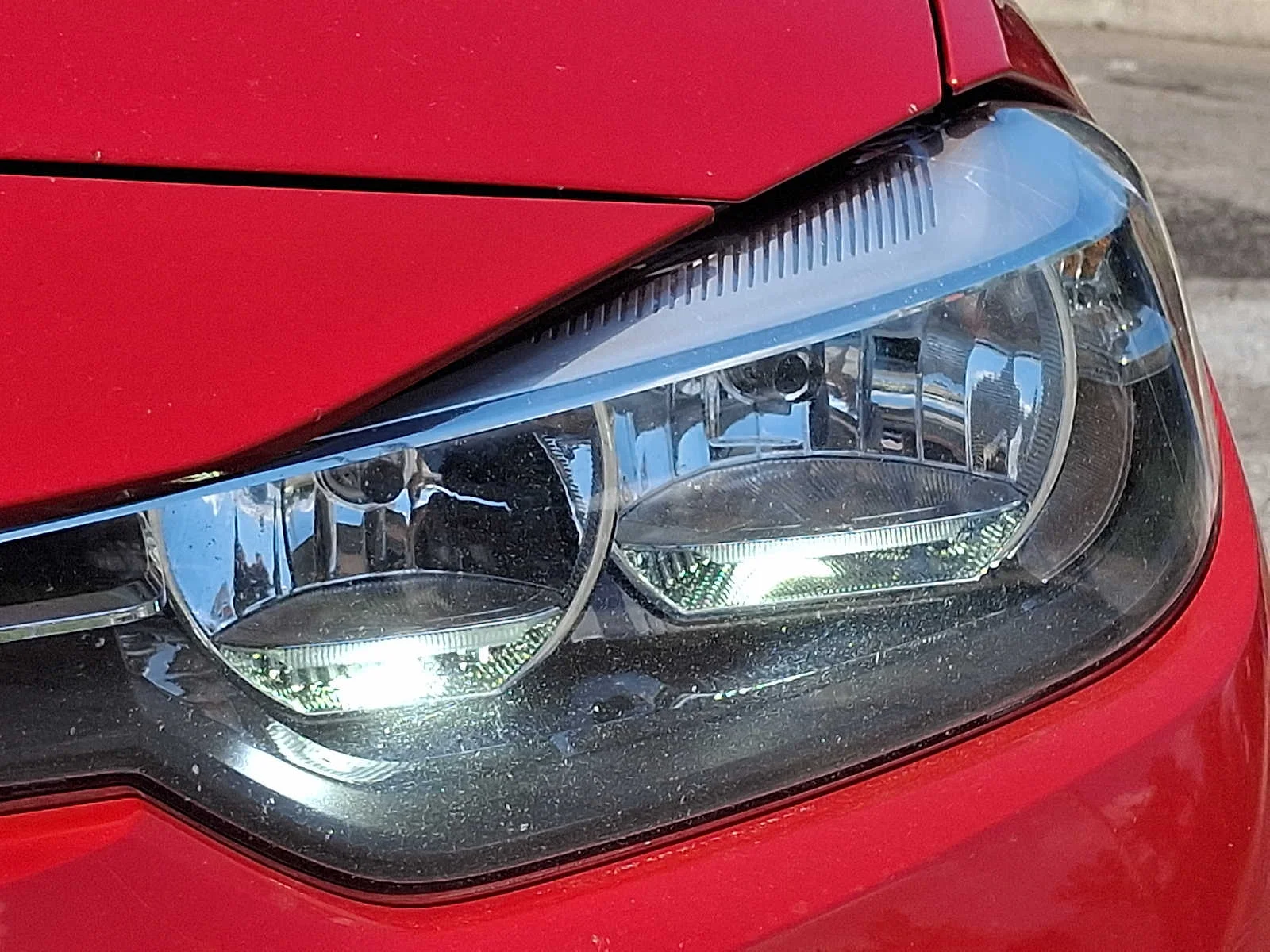 Used 2017  BMW 330i image 9