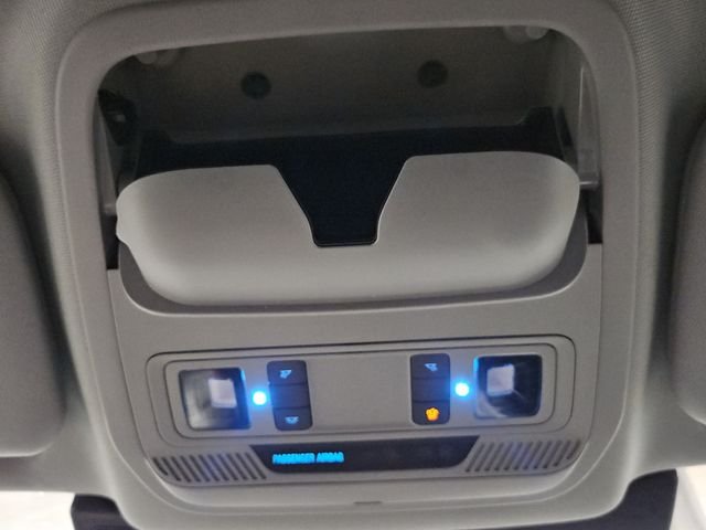 Used 2023 Blue Ford XLT image 3