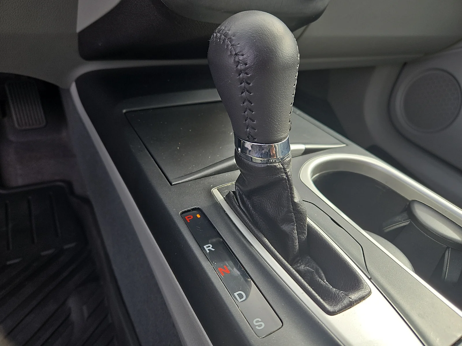 Used 2018 Lunar Silver Metallic - SI Acura  image 15