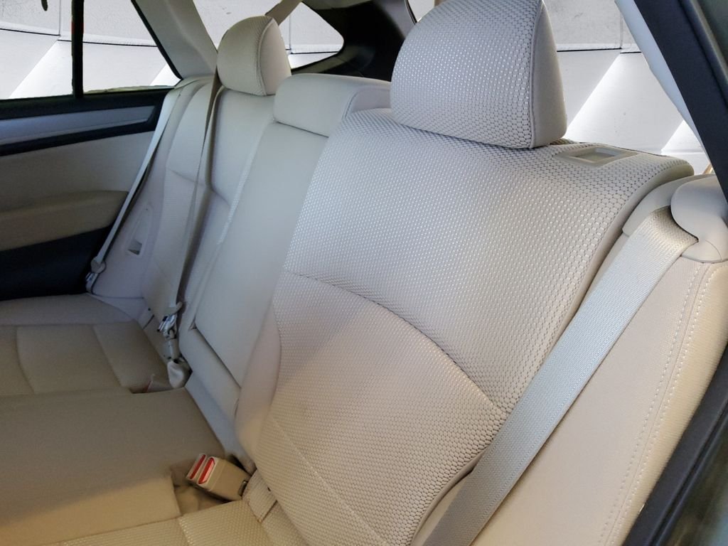 Used 2019 Green Subaru 2.5i Premium image 18
