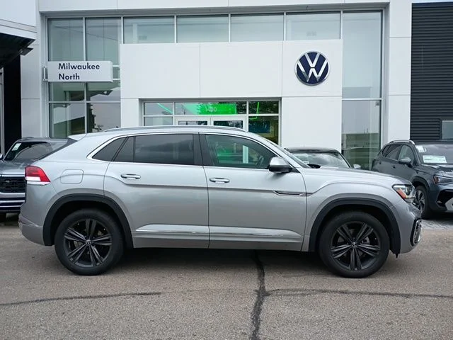 2022 Volkswagen Atlas Cross Sport 3.6L V6 SEL R-Line