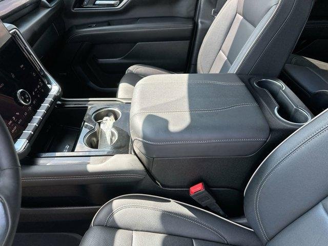 Used 2025 Onyx Black GMC Elevation image 20