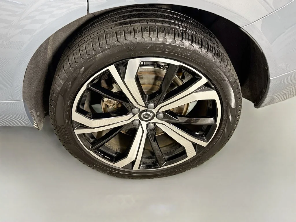 Certified Used 2024 Gray Metallic Volvo Ultimate image 25