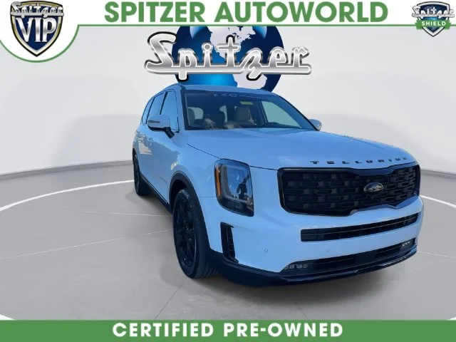 Certified Used 2021 White Kia SX image 3