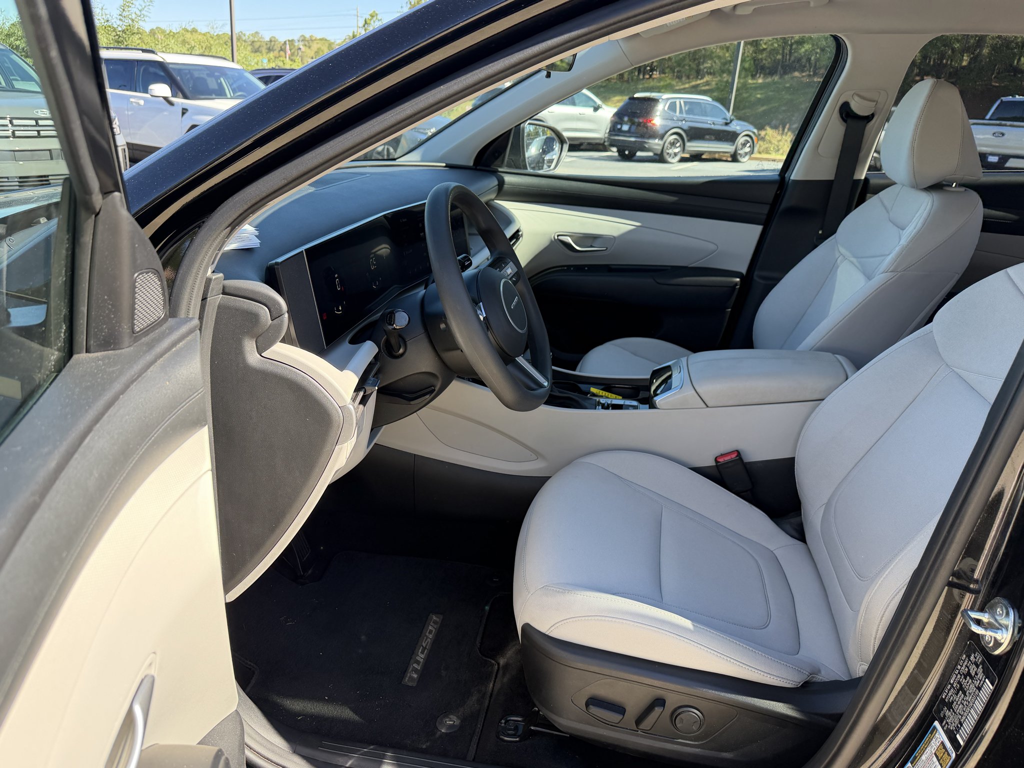 2025 Hyundai Tucson SEL - Photo 11