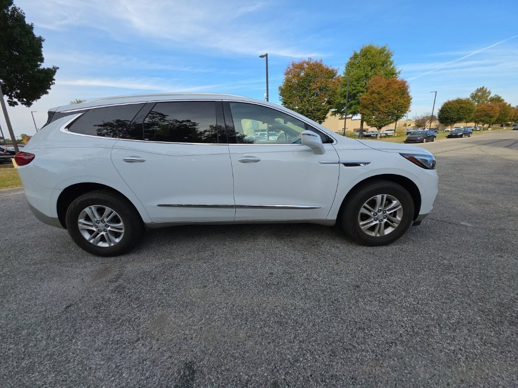 Used 2020 White Buick Essence image 1