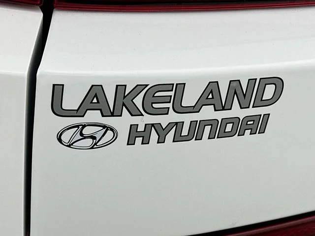 New 2026 White Hyundai SE image 24