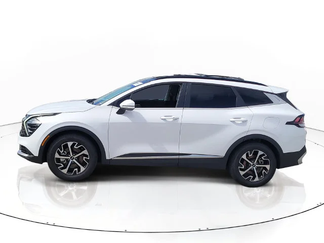 Certified Used 2025 White Kia EX image 4