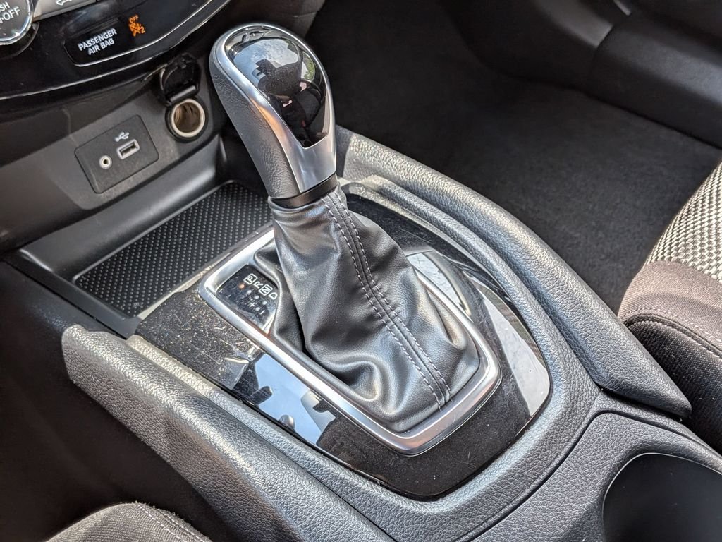 Used 2021 Gray Nissan SV image 16