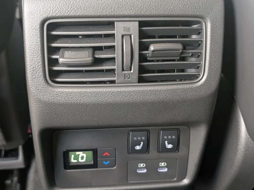 Used 2026 Red Nissan Platinum image 16