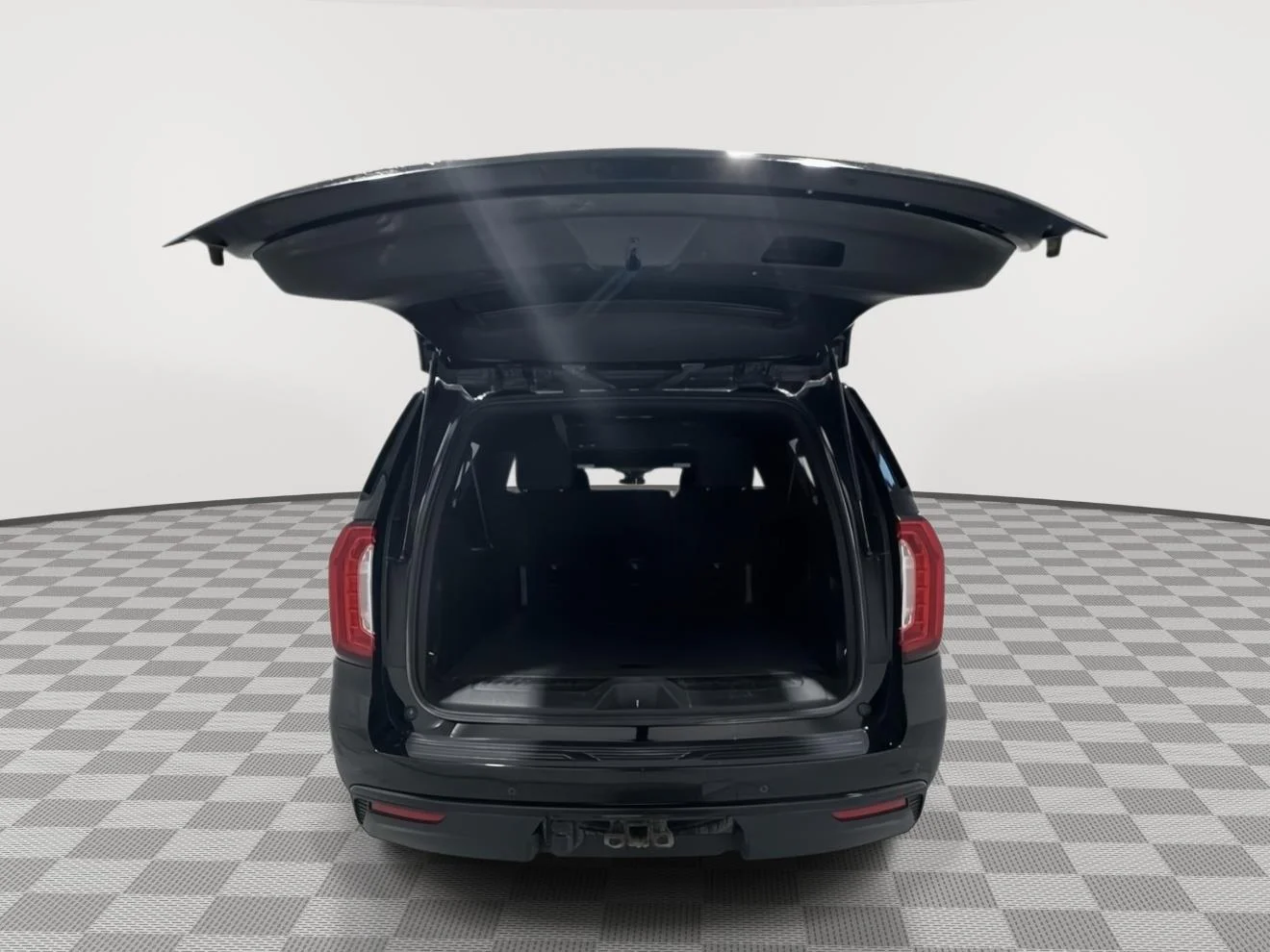 Used 2024 Onyx Black GMC SLE image 23