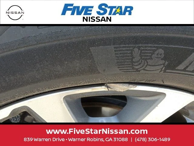 Used 2020 Gray Hyundai SEL image 6
