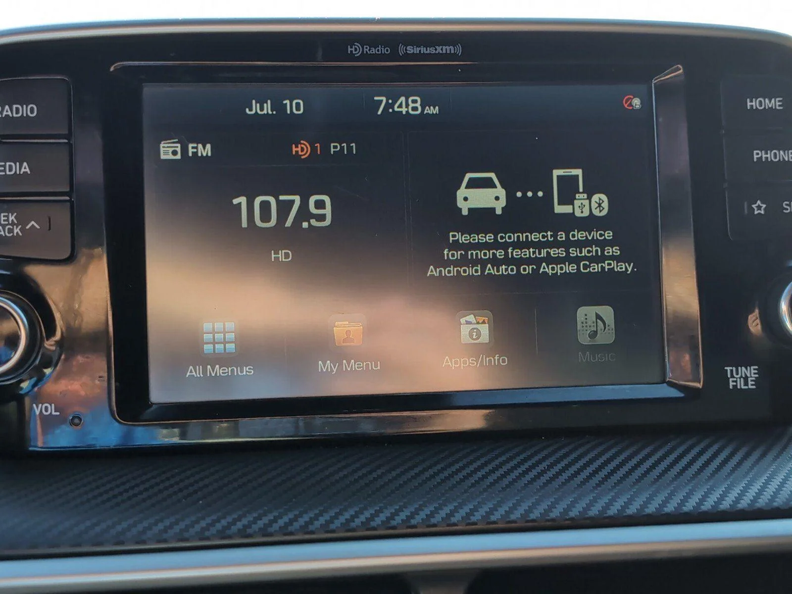 Used 2021 White Cream Hyundai SEL image 18
