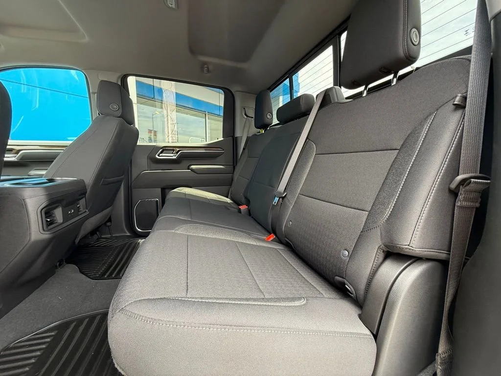 New 2026 Onyx Black GMC Elevation image 36