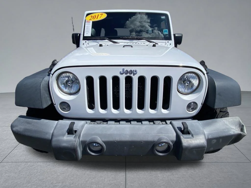 Used 2017 White Jeep Unlimited Sport image 15