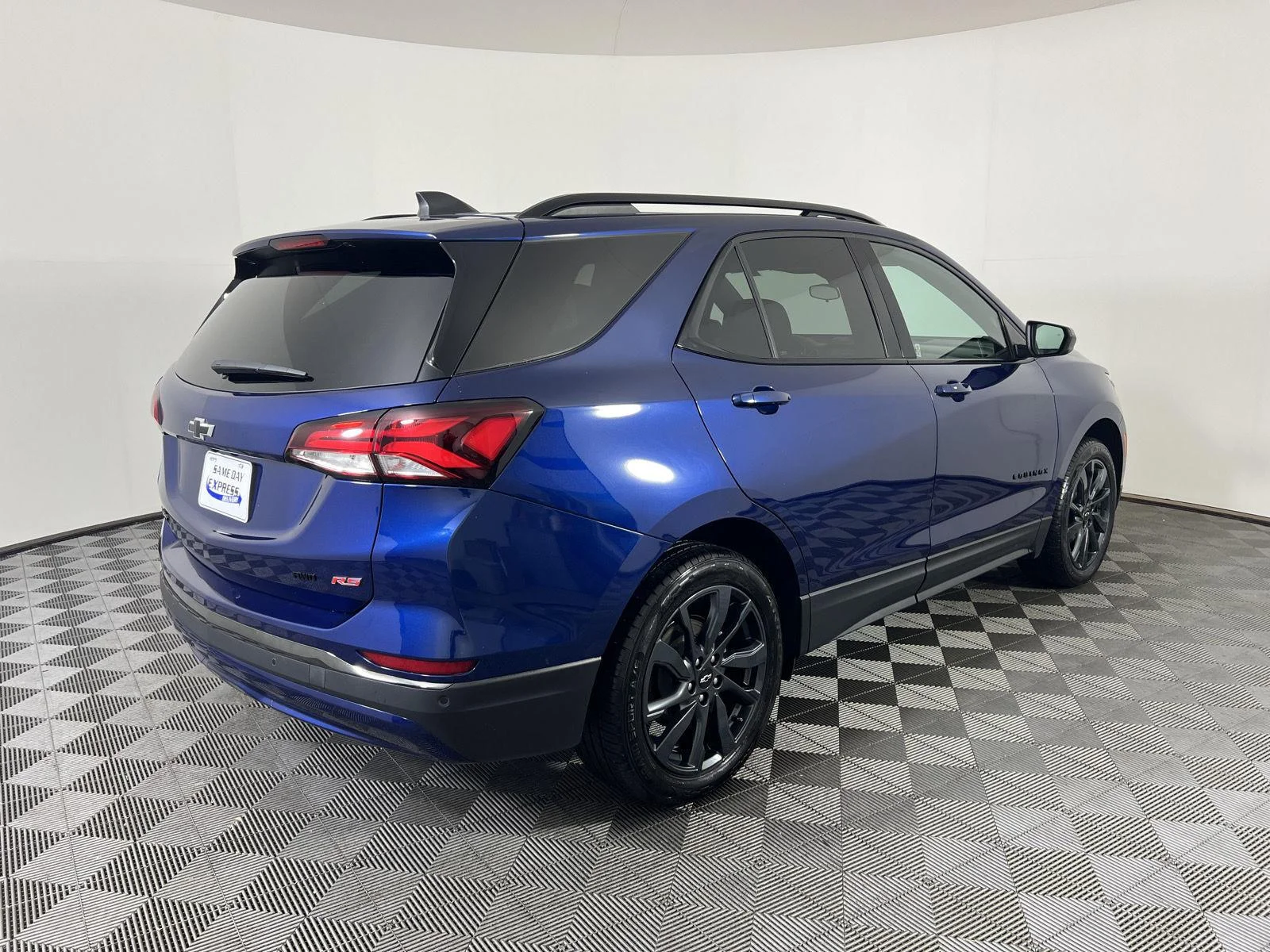 Used 2022 Blue Glow Metallic Chevrolet RS image 26