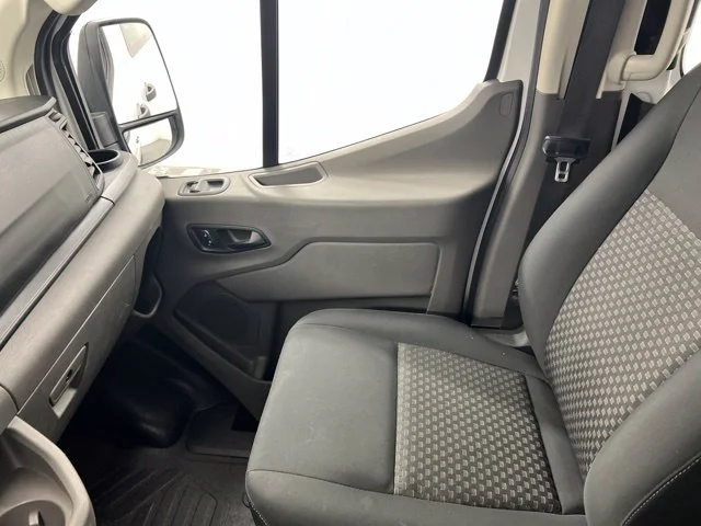 Used 2025 White Ford Base image 17