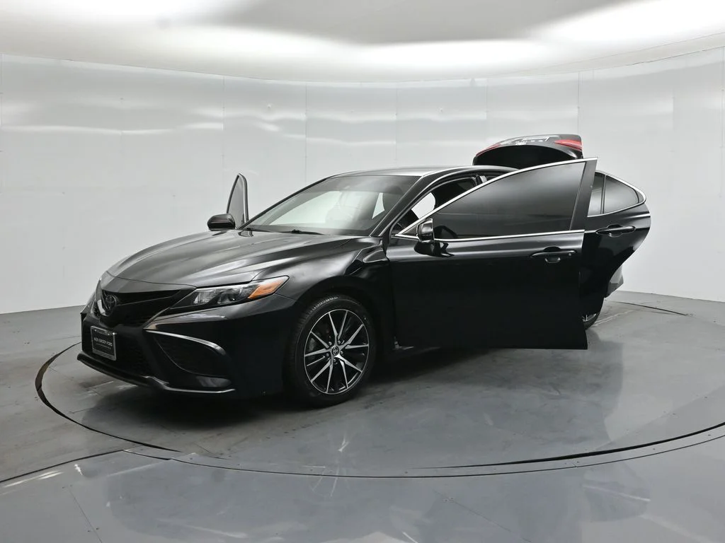 Used 2022 Black Toyota SE image 28
