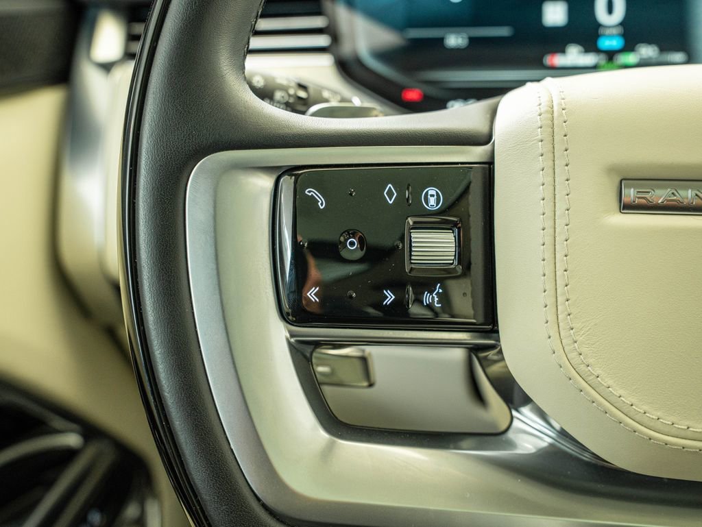 Used 2025 Fuji White Land Rover Autobiography image 19