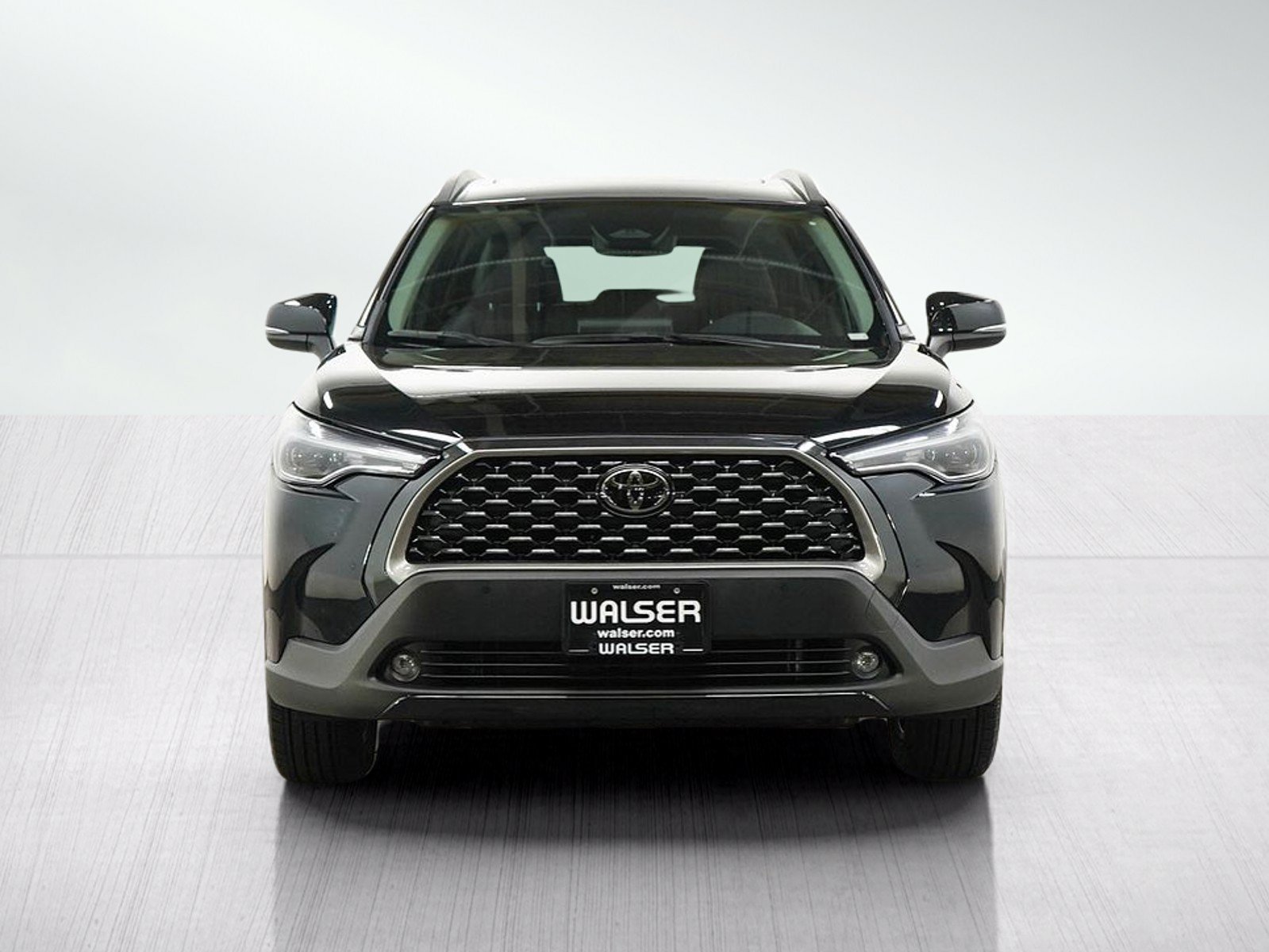 Used 2025 Jet Black Toyota XLE image 10