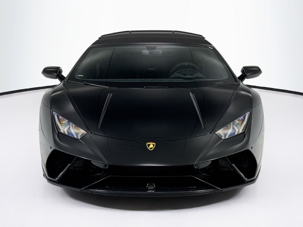 Used 2018 Nero Noctis Lamborghini Performante image 10
