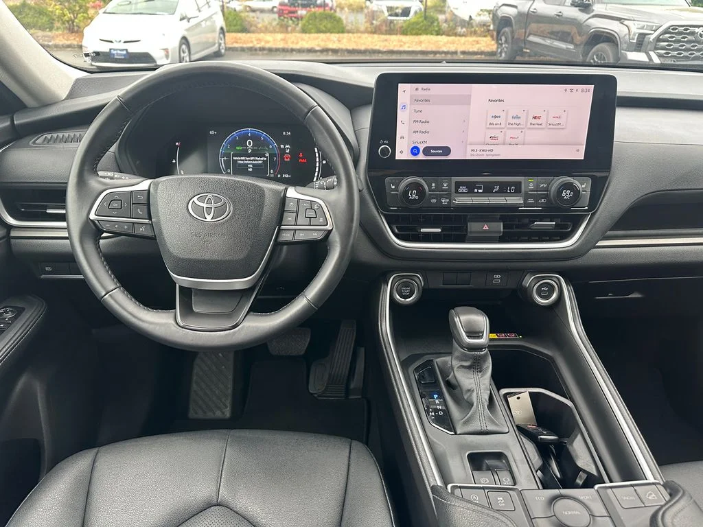 Certified Used 2025 White Toyota XLE image 17