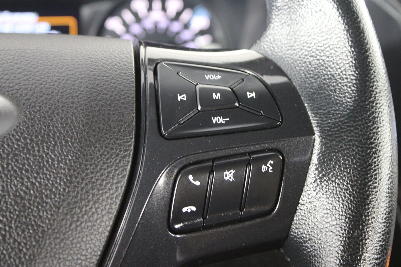 Used 2018 Blue Ford XLT image 20