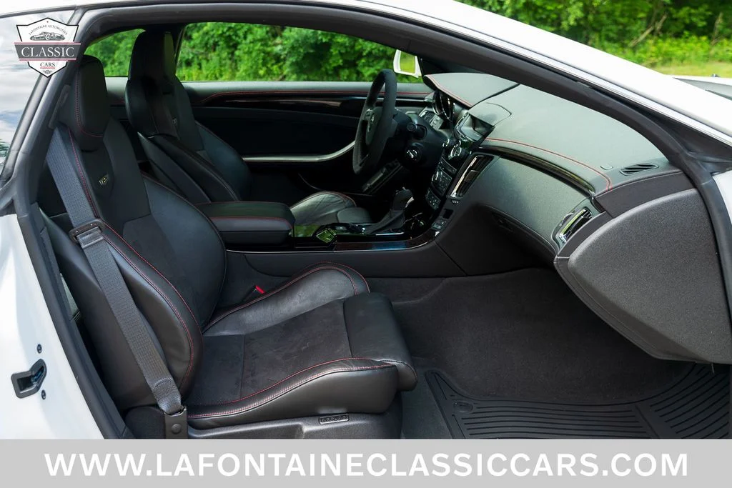 Used 2015 White Cadillac Base image 18