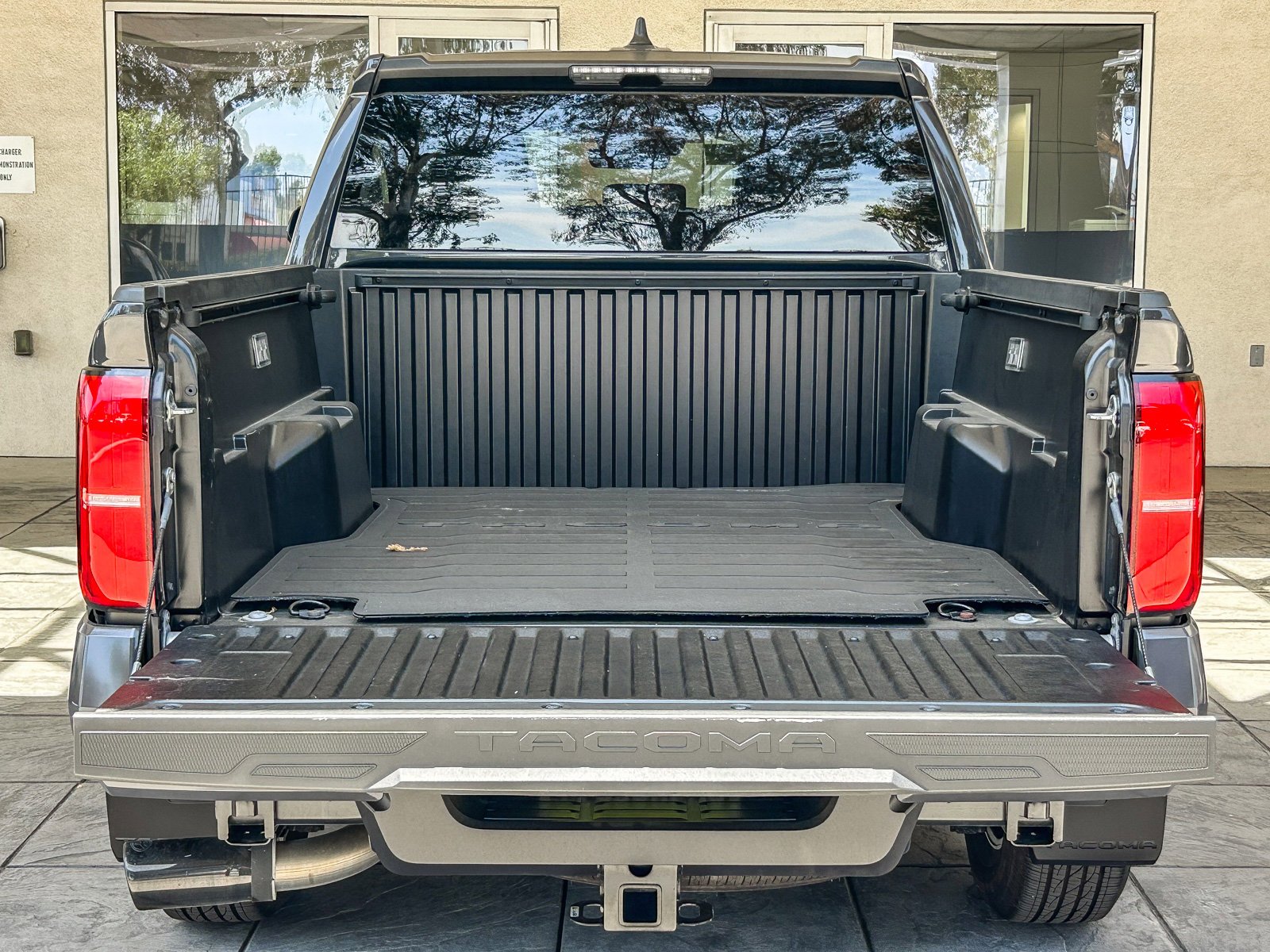 Used 2025 UNDERGROUND TOYOTA TRUCK SR5 image 26