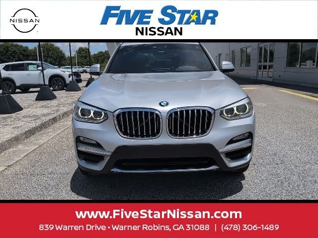 Used 2019 Silver BMW xDrive30i image 2