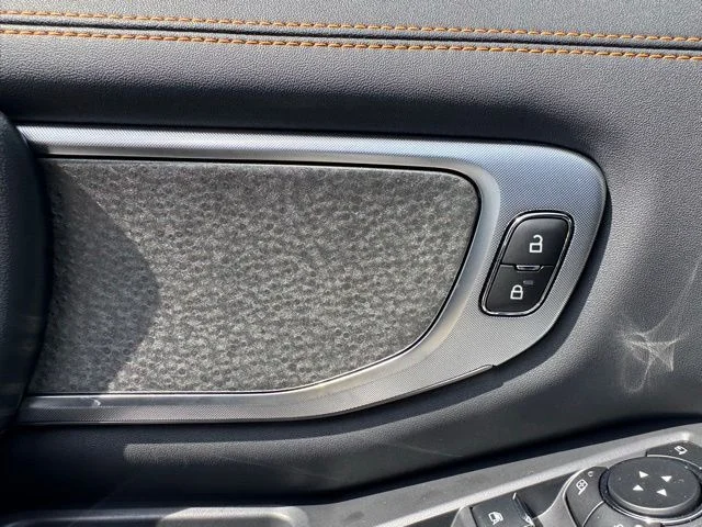 Used 2025 Gray Ford Tremor image 25
