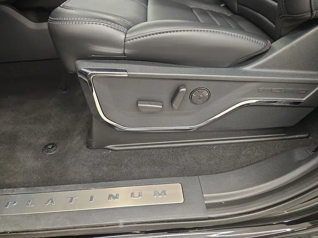 New 2026 Agate Black Metallic Ford F-250® Platinum® image 46
