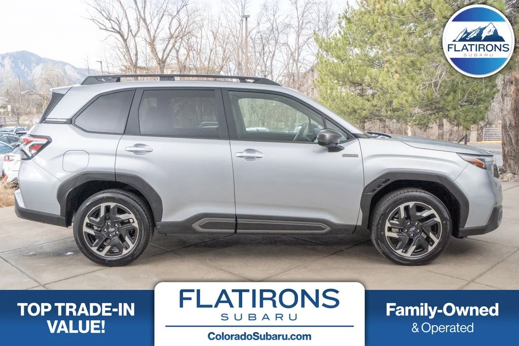 2025 Subaru Forester Limited Hybrid's photo