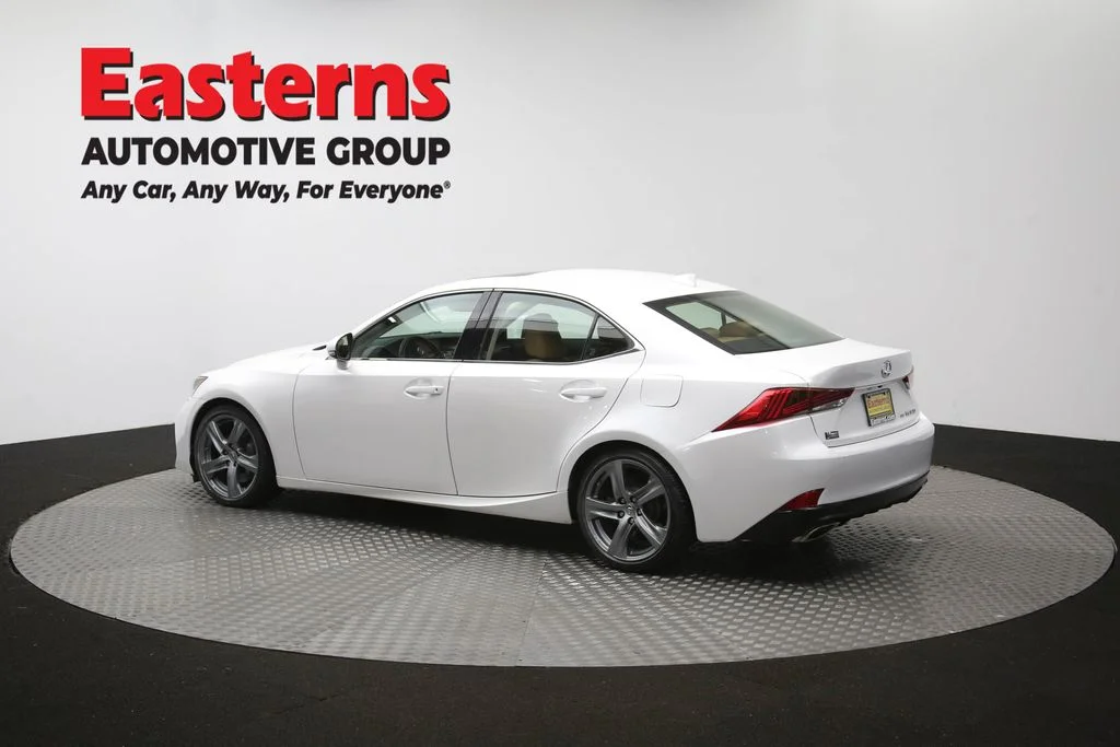 Used 2018 White Lexus 300 image 63