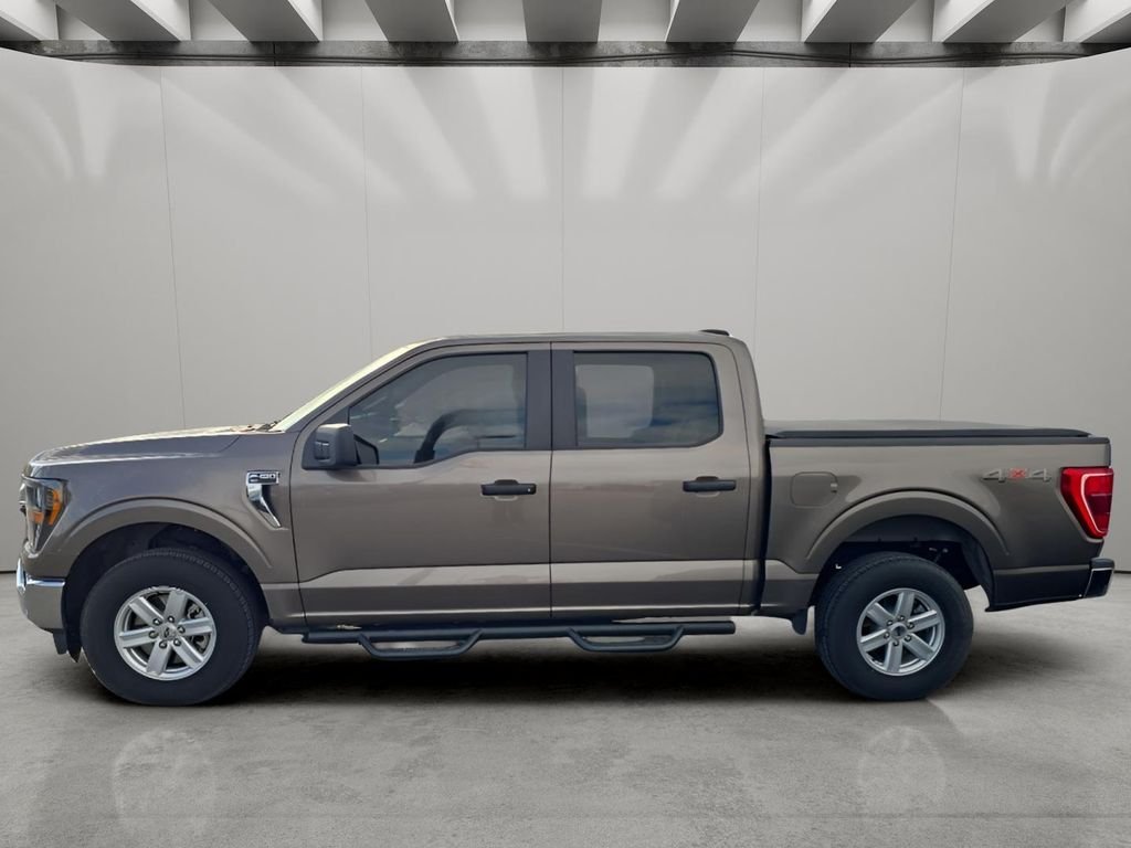Used 2023 Brown Ford XLT image 2