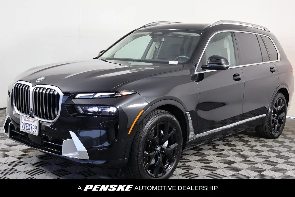 2025 BMW X7 xDrive40i's photo