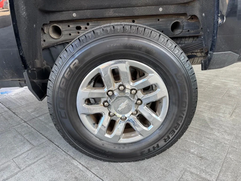 Used 2018 Black Chevrolet LTZ image 4