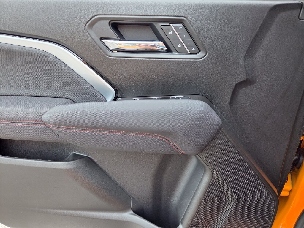 2025 Chevrolet Colorado Z71 - Photo 23