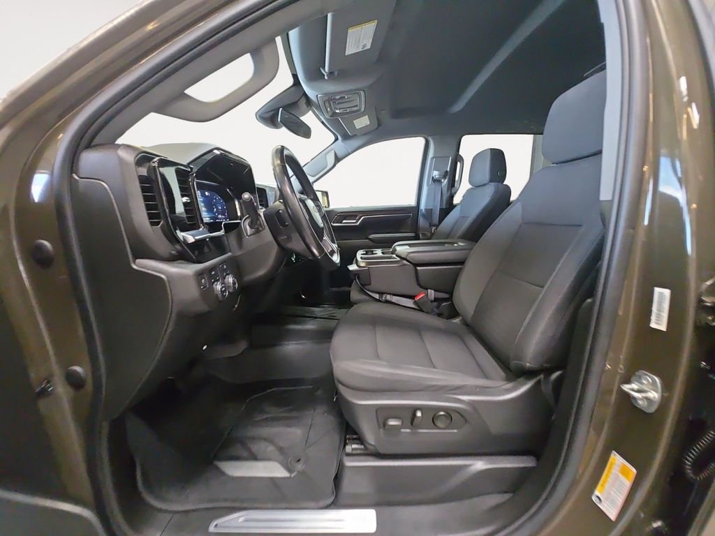 Used 2023 Brown Chevrolet LT image 10