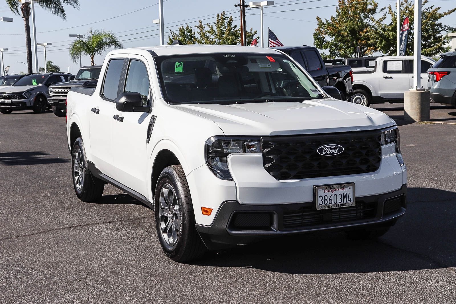 Used 2026 Oxford White Ford XLT image 3